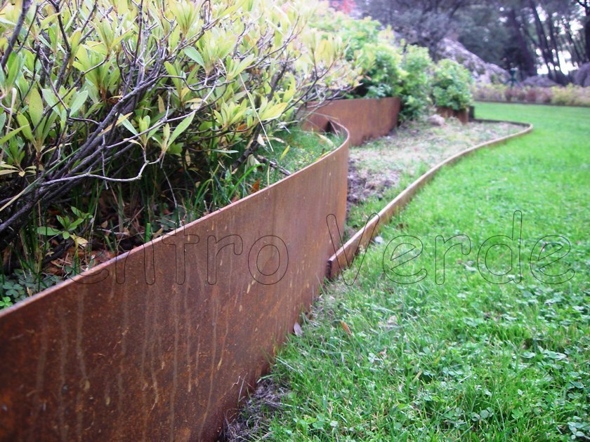 20 M Di Bordura In Acciaio Corten Da 10 Cm(h) x 1mm Con Picchetti Di Giunzione